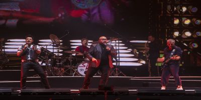 Roupa Nova e Tiago Abravanel cantam juntos &quot;Clarear&quot;, single que integra o projeto &quot;Roupa Nova 40 anos&quot;