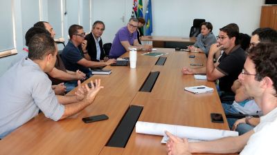 Prefeitura discute ampliação ferroviária com Rumo e Usina São Martins