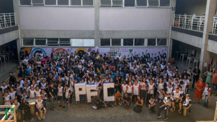 Programa Futuro Cientista é tema da série "A Ciência com Você"