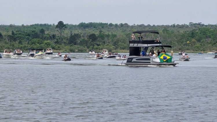 Tradição e fé marcam a Procissão das Embarcações no Broa