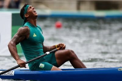 Isaquias Queiroz brilha na Copa do Mundo de Canoagem Velocidade