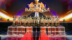 William Bonner recebe 33 estatuetas do Troféu Imprensa no SBT