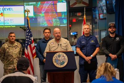 Furacão Idalia atinge a Flórida, nos EUA; 2 mortes já foram confirmadas