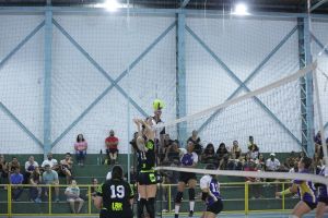 Vôlei feminino: Quatro jogos movimentam a Copa AVS/Smec