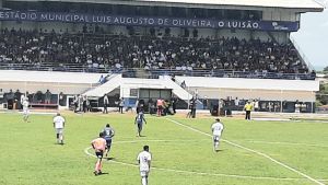 Grêmio leva a virada do Santos e se despede da Copa São Paulo