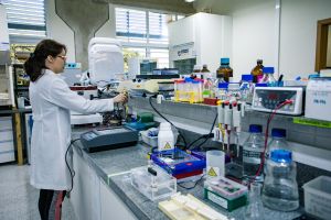 UFSCar estrutura base de dados com 468 laboratórios para apoiar gestão, integração e uso estratégico da infraestrutura