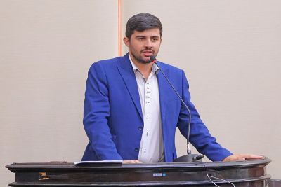 Bruno Zancheta solicita o cumprimento da lei sobre as vagas de estacionamento para pessoas com TEA