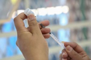 Anvisa define composição de vacinas contra influenza para 2024
