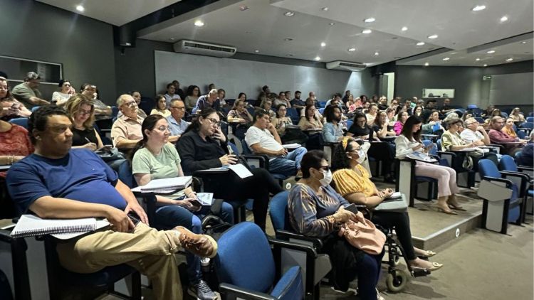 São Carlos sedia capacitação regional da vigilância sanitária com presença de 24 municípios