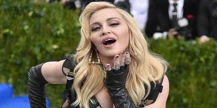 Madonna estende turnê para a América Latina e fãs especulam vinda ao Brasil