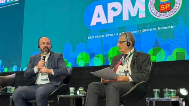 Netto Donato apresenta estratégias de inovação no Congresso Estadual de Municípios