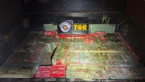 Polícia Rodoviária apreende 2,3 toneladas de maconha em caminhão
