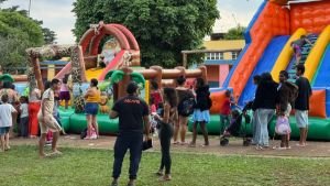 Evento no Cidade Aracy reúne mais de 600 pessoas em comemoração ao Dia das Crianças e ao Outubro Rosa
