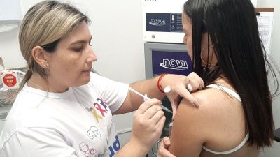 Vacinação contra HPV para jovens de 15 a 19 anos é prorrogada