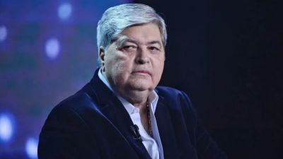 Datena reclama da RedeTV! ao vivo e sugere saída: 'Pego minha malinha e vou caminhar'