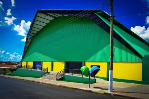 Ibaté dá início ao Campeonato Municipal de Voleibol com entrega de uniformes