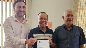 Ronaldo Mota toma posse como vereador e assume mandato pelo PSOL na Câmara de São Carlos