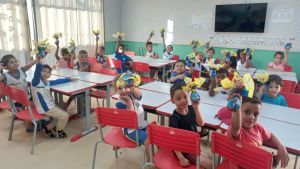 Prefeitura entrega ovos de Páscoa para alunos da rede municipal e das entidades filantrópicas