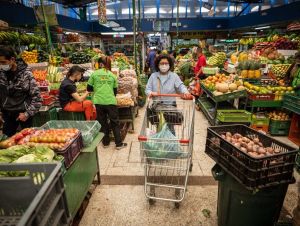 Inflação anual na Colômbia chega a 12,22% em outubro, a maior em mais de 23 anos