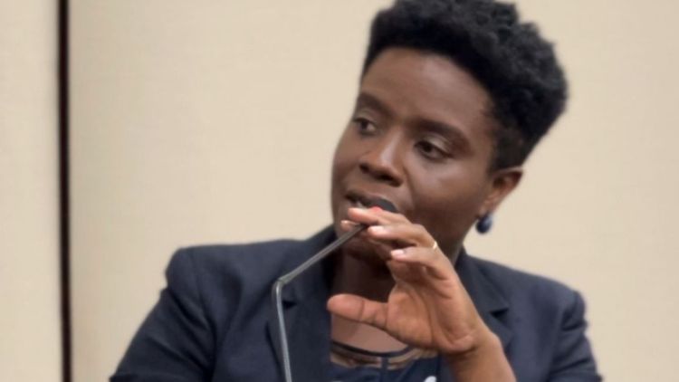 Câmara aprova por unanimidade audiência pública solicitada pela vereadora Larissa para debater terceirização da merenda escolar