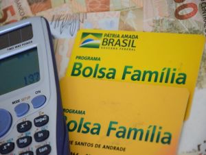 Caixa paga Bolsa Família a beneficiários de NIS de final 9