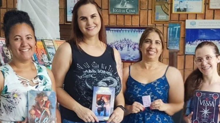 Feira Literária de Rio Claro reúne autores, editoras e sebos no Casarão da Cultura