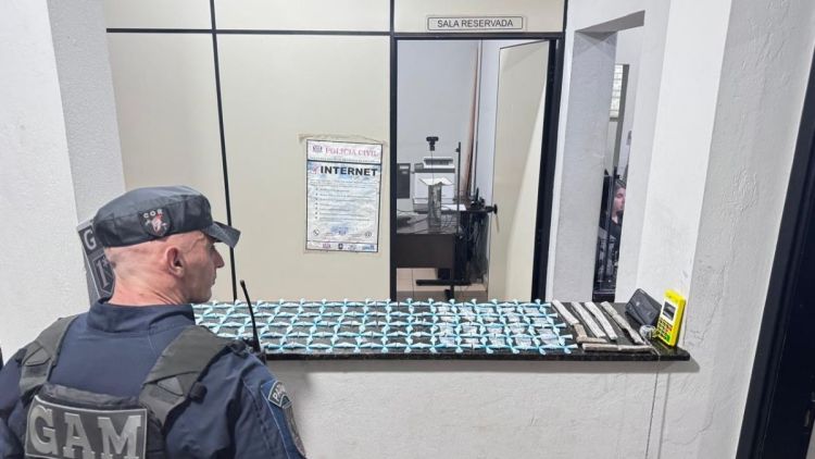 Guarda Municipal apreende 394 porções de drogas com adolescentes em São Carlos