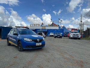 Departamento de fiscalização interdita circo por determinação do Ministério Público