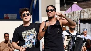 PH & Michel lançam o single "Dona Onça" e abrem as portas do novo DVD "No Ponto com PH & Michel"