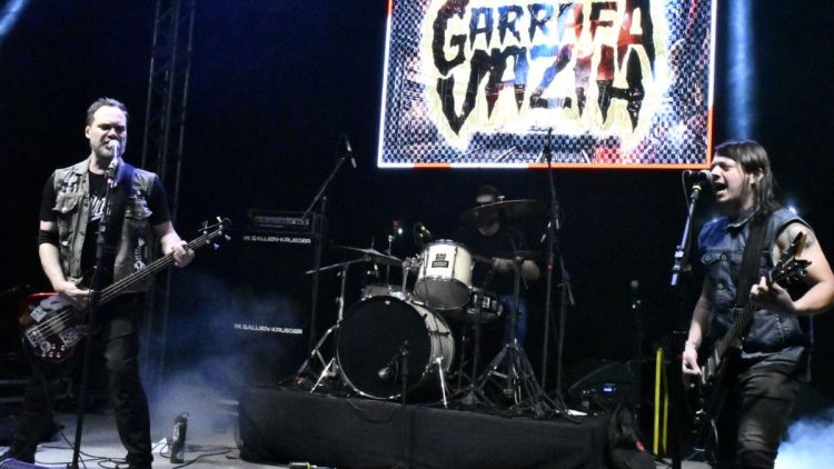 Rock na Estação reúne público e valoriza a cena musical independente em São Carlos