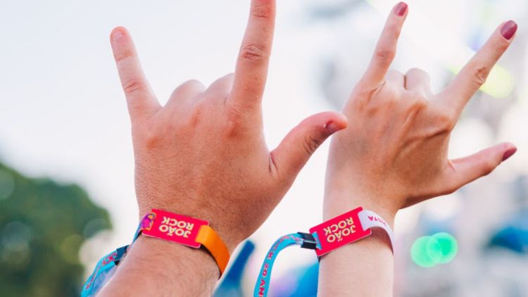 João Rock inicia pré-carga das pulseiras multifuncionais