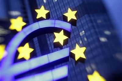Superávit comercial ajustado da zona do euro salta a 11,9 bilhões de euros em agosto