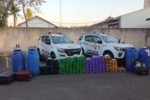 Força Tática apreende 400 kg de drogas em ‘casa bomba’