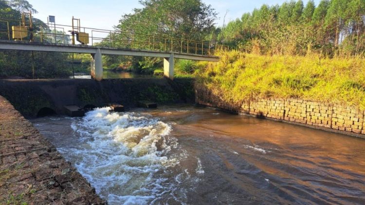 Transtornos causados pelo temporal com ventos de 75 km/h