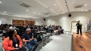 Leme recebe encontro gratuito sobre inteligência artificial nos negócios