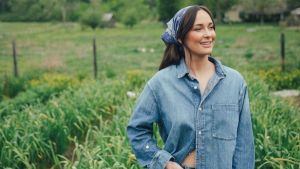Musa da música country pop, Kacey Musgraves confirma show inédito no Brasil em setembro