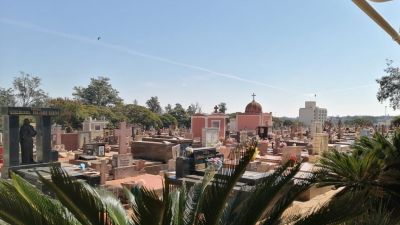 Dia das Mães: prefeitura orienta horários de visitação e limpeza dos cemitérios