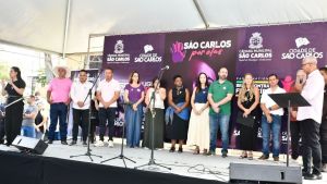 São Carlos se levanta em pacto histórico contra o feminicídio e a violência doméstica
