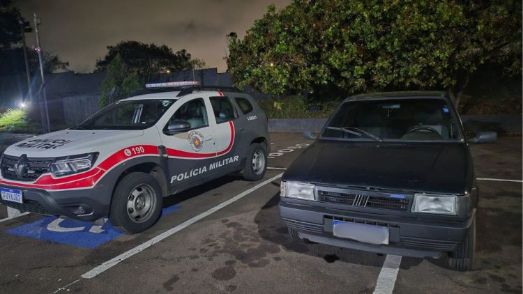 Fuga termina com localização de veículo furtado no Cidade Aracy