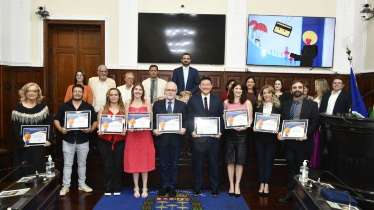 São Carlos celebra entrega do prêmio &#039;Ciência e Tecnologia 2025&#039; na Câmara Municipal