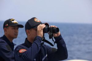 China adverte Filipinas contra &quot;erro de cálculo&quot; no Mar do Sul da China