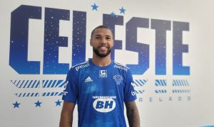 Cruzeiro apresenta o atacante Wesley