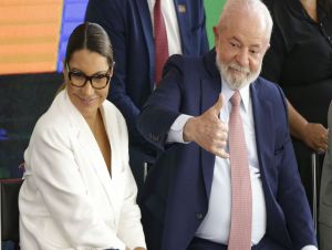 Lula embarcou para a Bélgica para discutir cooperação com europeus
