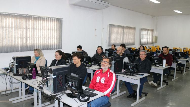 Prefeitura capacita engenheiros para gestão digital de obras públicas