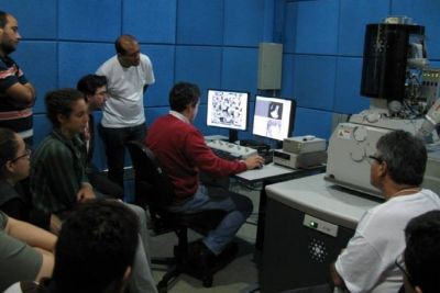 Escola de Microscopia da UFSCar recebe inscrições para cursos introdutórios