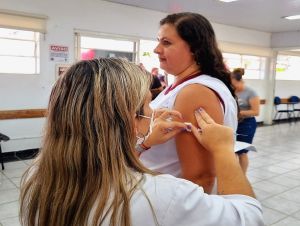Secretaria municipal de saúde prorroga campanha de vacinação contra a gripe