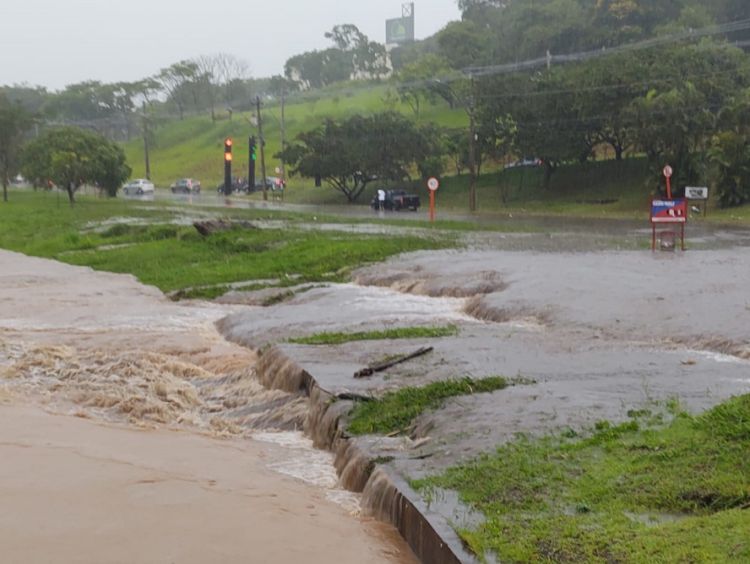 Governo Federal reconhece situação de emergência em decorrência das chuvas em São Carlos