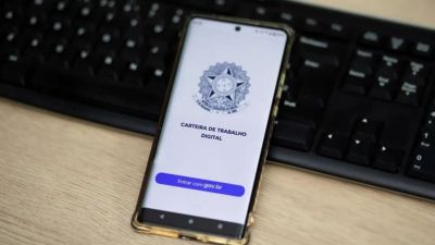 82% dos brasileiros entre 16 e 40 anos são a favor do fim da escala 6x1