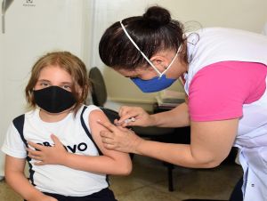 Mais de 43 mil pessoas ainda não receberam a primeira dose adicional da vacina contra a covid-19 em São Carlos