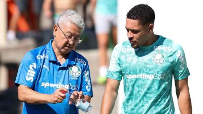 Vitor Roque avança em recuperação no Palmeiras